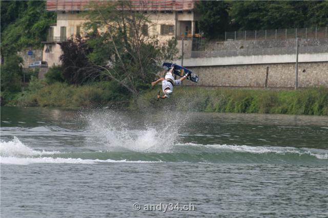 wake04-011