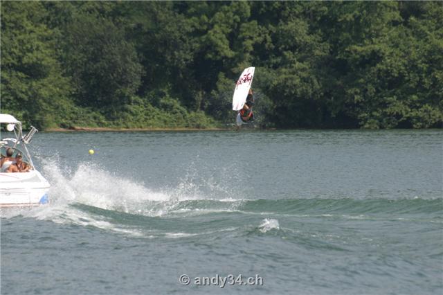 wake04-353