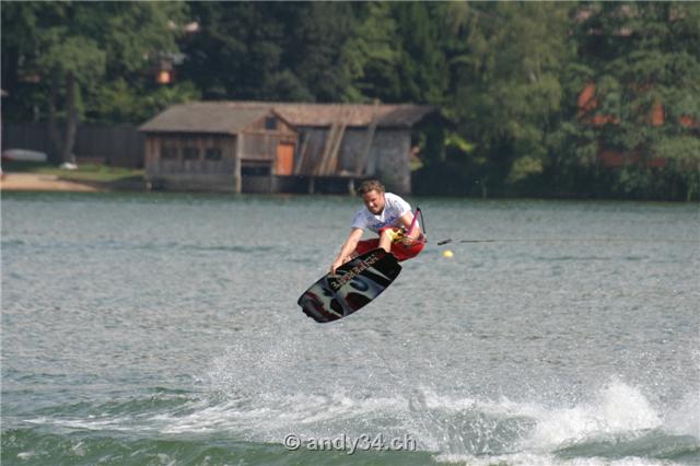 wake04-359