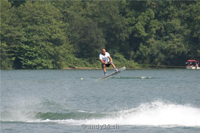 wake04-379