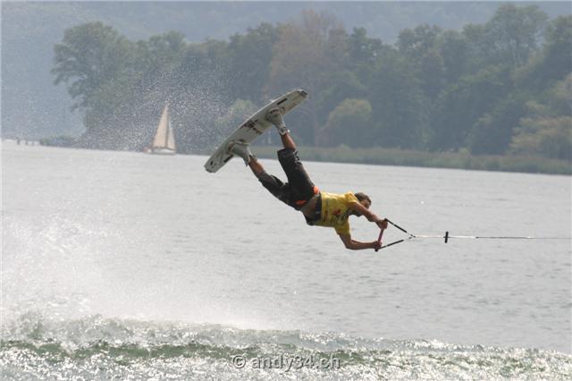 wake05-004
