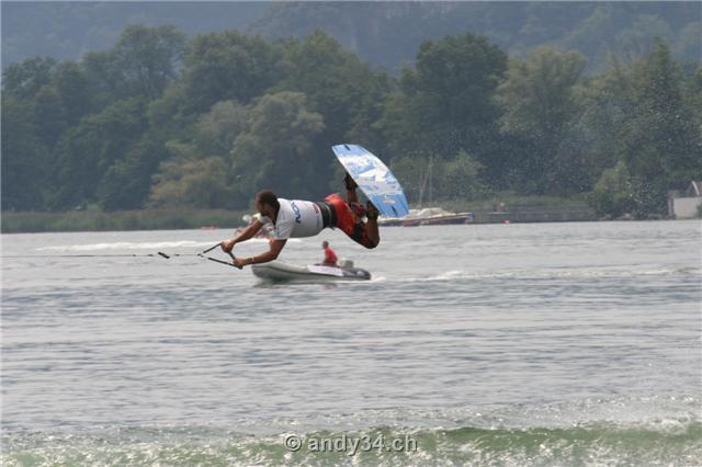wake05-032