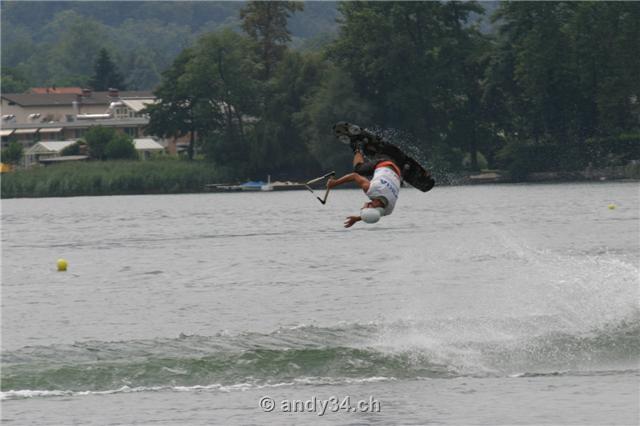 wake05-037