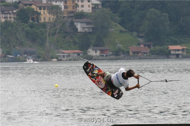 wake05-041